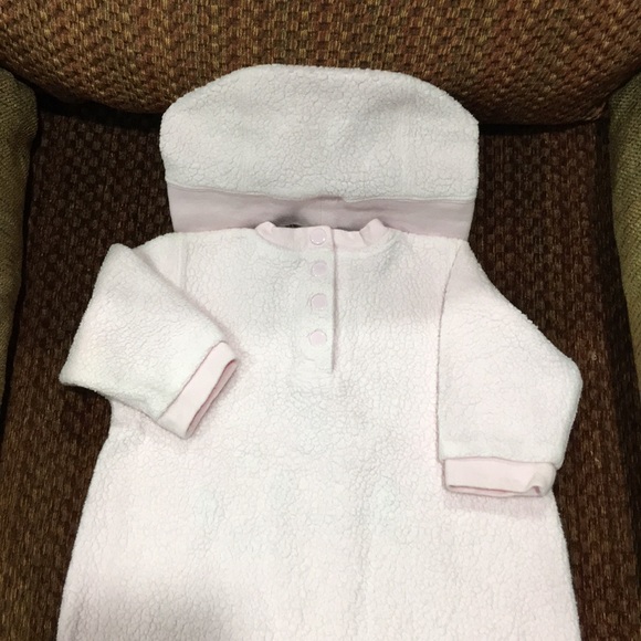 💗 CARTER’S 💗 COLLECTION KIDS MATCHING BODYSUIT SET . - Picture 3 of 4